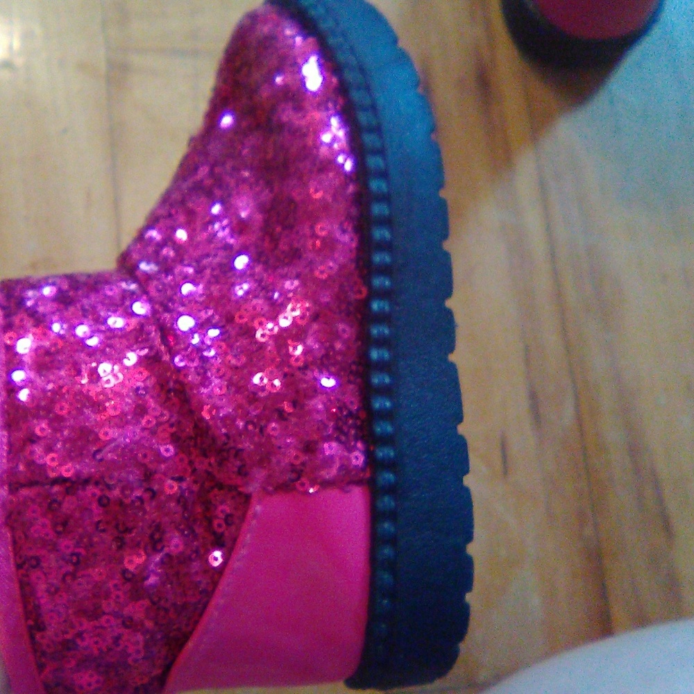 Boot - Picture 2 of 2